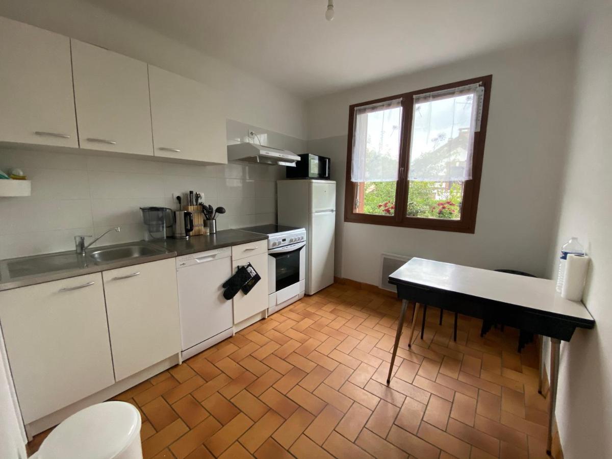 Maison Chaleureuse Avec Un Grand Jardin La Bonneville Kültér fotó