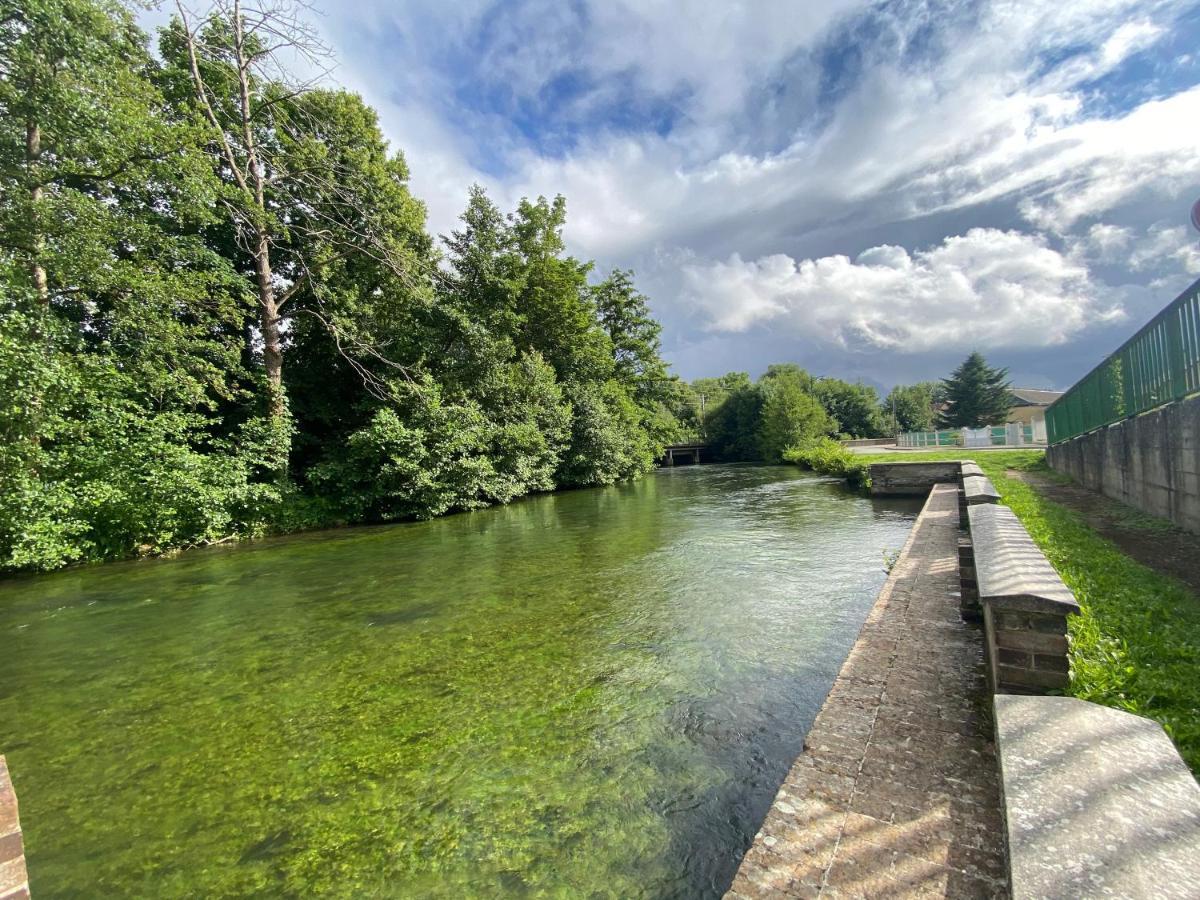 Maison Chaleureuse Avec Un Grand Jardin La Bonneville Kültér fotó